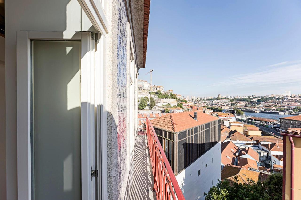 Stunning Duplex Near River By Lovelystay Porto Eksteriør bilde