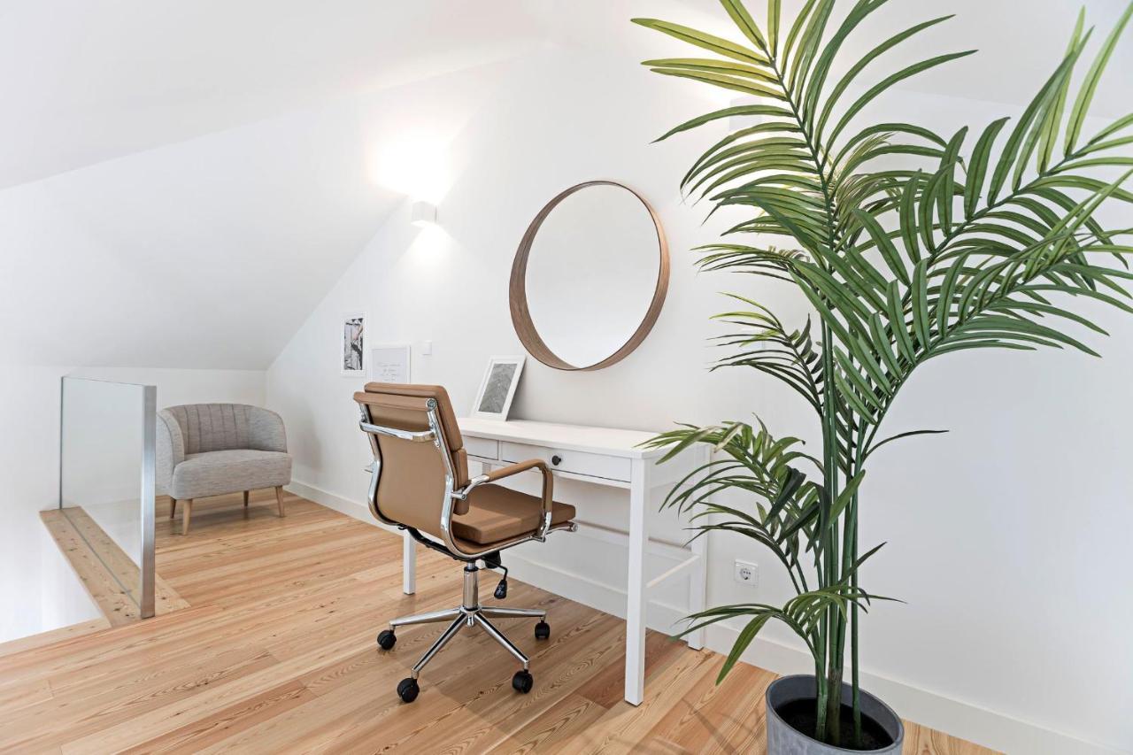 Stunning Duplex Near River By Lovelystay Porto Eksteriør bilde